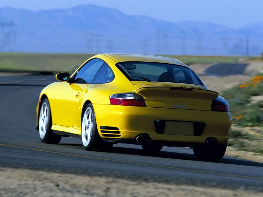  Porsche 911 Turbo 2004 года  (фото 9 из 11)